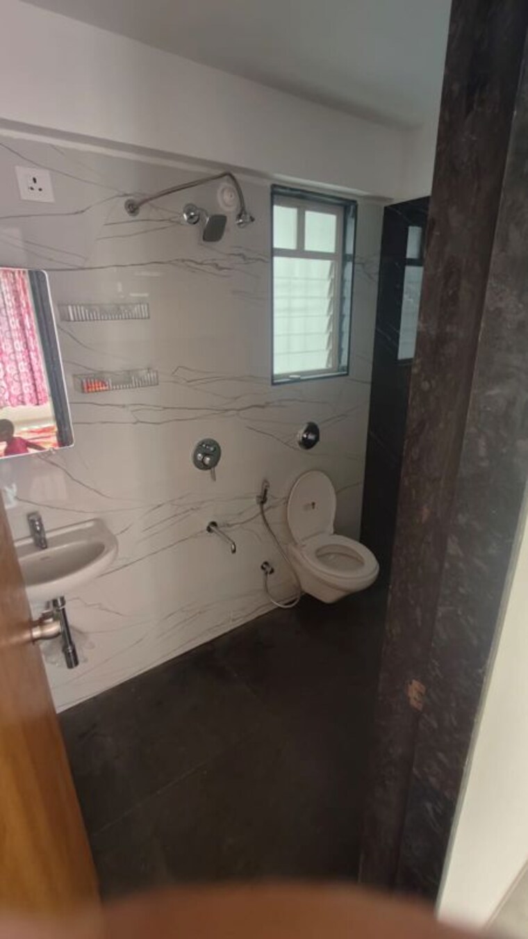 Bathroom, goel-ganga-hamlet 2 Bedroom 1050 Sq.Ft. Apartment In Viman Nagar Pune 10678460