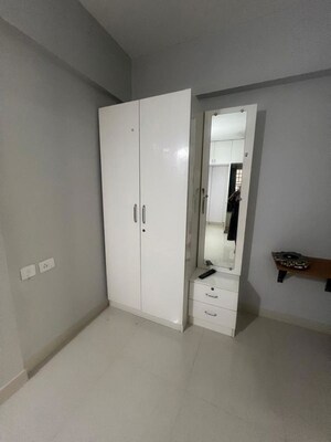 Room in 2 BHK Apartment at Mahaveer Amaze, Kadugodi – for Rent