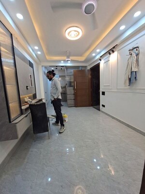 Room in 3 BHK Apartment at Rajpur – for Sale