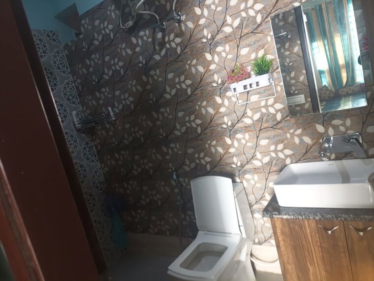 Bathroom, surendra-avenue-69 2 Bedroom 240 Sq.Ft. Builder Floor In Sector 69 Gurgaon 10678634
