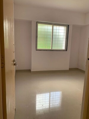 Room in  Apartment at Prestige Plaza Manjri Budruk, Manjri Budruk – for Sale