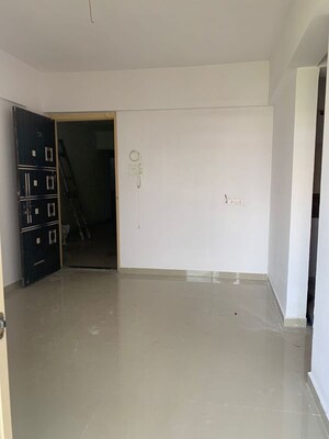 Room in  Apartment at Prestige Plaza Manjri Budruk, Manjri Budruk – for Sale