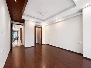 Room in 3 BHK Builder Floor at Ansal Sushant Apartments, Sushant Lok I – for Rent