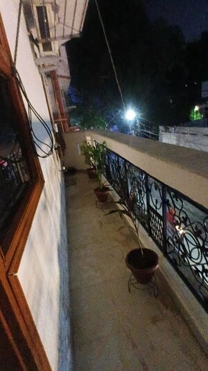Balcony in 2 BHK Builder Floor at Dayanand Colony – for Rent