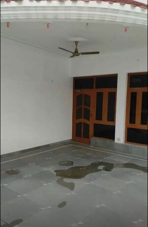 3 BHK Independent House – Exterior View View at Vivek Khand 2 - for Rent