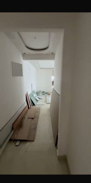 Bathroom in 3.5 BHK Apartment at Rishita Mulberry Heights, Sushant Golf City – for Rent