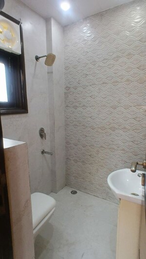 Bathroom in 2 BHK Builder Floor at Lajpat Nagar 4 – for Rent