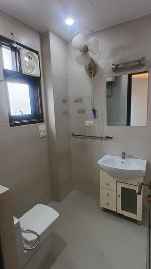 Bathroom in 2 BHK Builder Floor at Lajpat Nagar 4 – for Rent