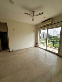 4 BHK +Apartment For Rent in Tulip Ivory