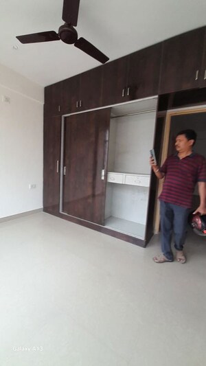 Room in 2 BHK Apartment at Lotus Homz, Sector 111 – for Rent