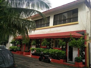 4 BHK Independent House For Sale in Mahim West
