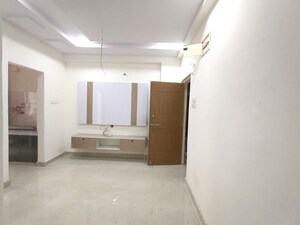 Room in 1 BHK Apartment at Kiran Residency Kondapur, Kondapur – for Rent