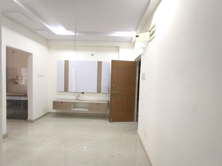 Room, kiran-residency-kondapur 1 Bedroom 562 Sq.Ft. Apartment In Kondapur Hyderabad 10678684
