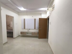 Room in 1 BHK Apartment at Kiran Residency Kondapur, Kondapur – for Rent