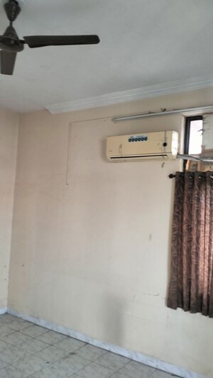 Building Lobby in 1 BHK Apartment at Raheja Vistas Phase 3, Mohammadwadi – for Rent