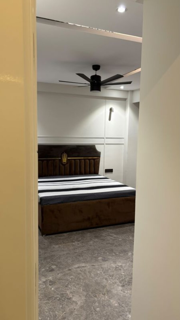 undefined, dlf phase ii 3 Bedroom 2000 Sq.Ft. Builder Floor In Dlf Phase ii Gurgaon 10678679