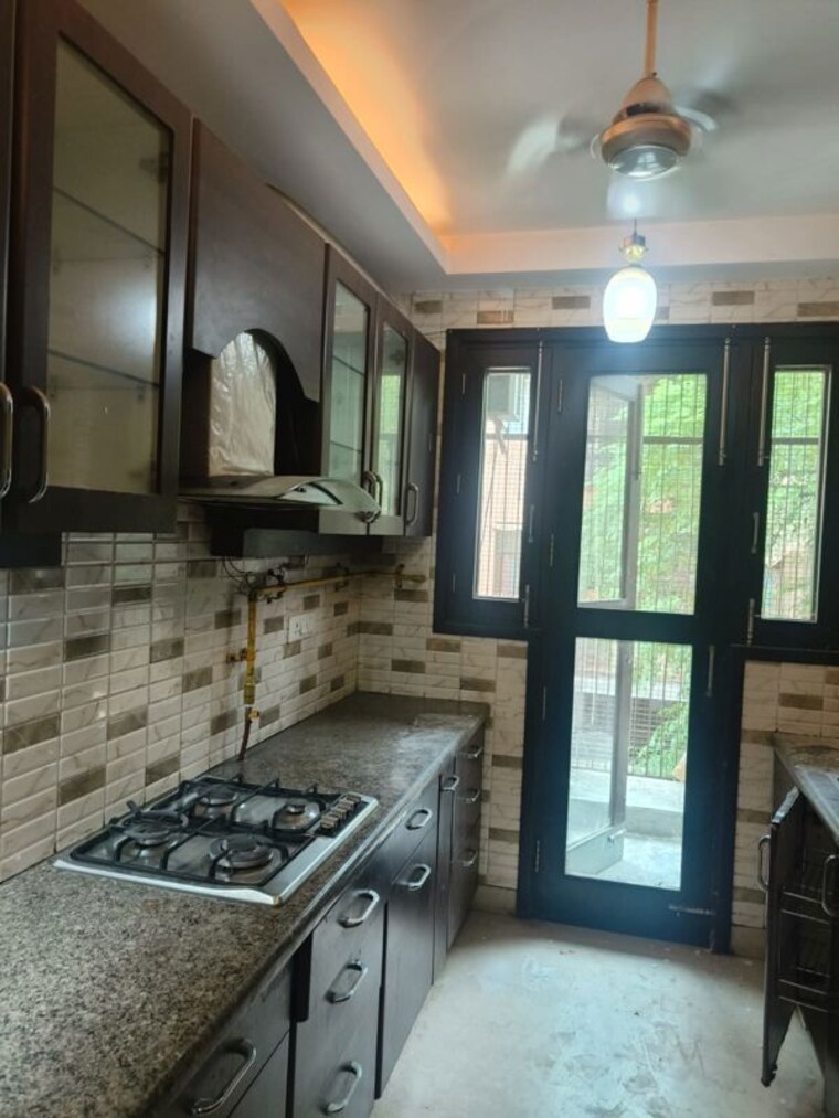 Living Room, kalkaji 3 Bedroom 1800 Sq.Ft. Builder Floor In Kalkaji Delhi 10678686