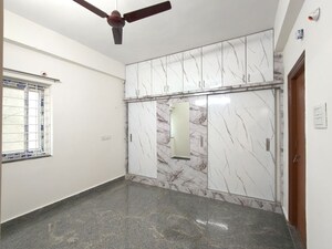 Room in 1 BHK Apartment at Raghavendra Nilayam Kondapur, Kondapur – for Rent