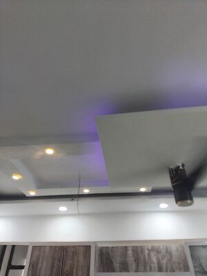 2 BHK Apartment For Rent in OP Floridaa, Sector 82