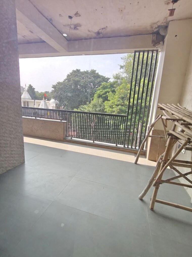 Balcony, sector 31 3 Bedroom 2300 Sq.Ft. Builder Floor In Sector 31 Gurgaon 10678726