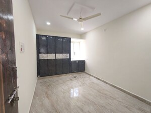 Room in 1 BHK Apartment at Padma Nilayam Kondapur, Kondapur – for Rent