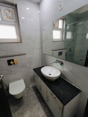 Bathroom in 5 BHK Apartment at Ireo Victory Valley, Sector 67 – for Rent