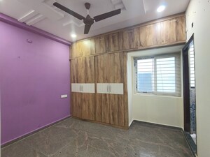 Room in 1 BHK Apartment at Sri Nilayam Kondapur, Kondapur – for Rent