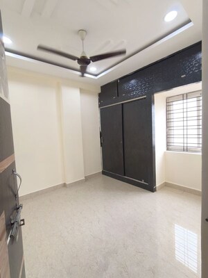 Room in 1 BHK Apartment at Sri Nilayam Kondapur, Kondapur – for Rent