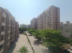Building Lobby in 1 RK Builder Floor at Xrbia Eiffel City Phase 2, Chakan – for Rent