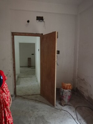 Room in 2 BHK Builder Floor at Basudevpur Colony – for Sale