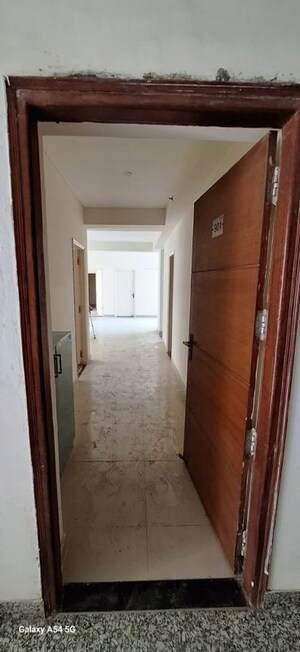 Building Lobby in 4 BHK Apartment at Imperia Esfera, Sector 37c – for Rent
