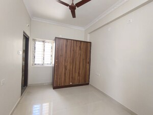 Room in 1 BHK Apartment at Sri Nilayam Kondapur, Kondapur – for Rent