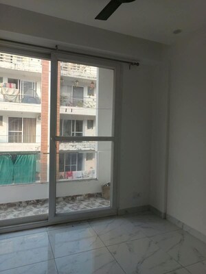 Room in 2 BHK Apartment at Prem Satyam Swastik Apartment, Patiala Road – for Rent