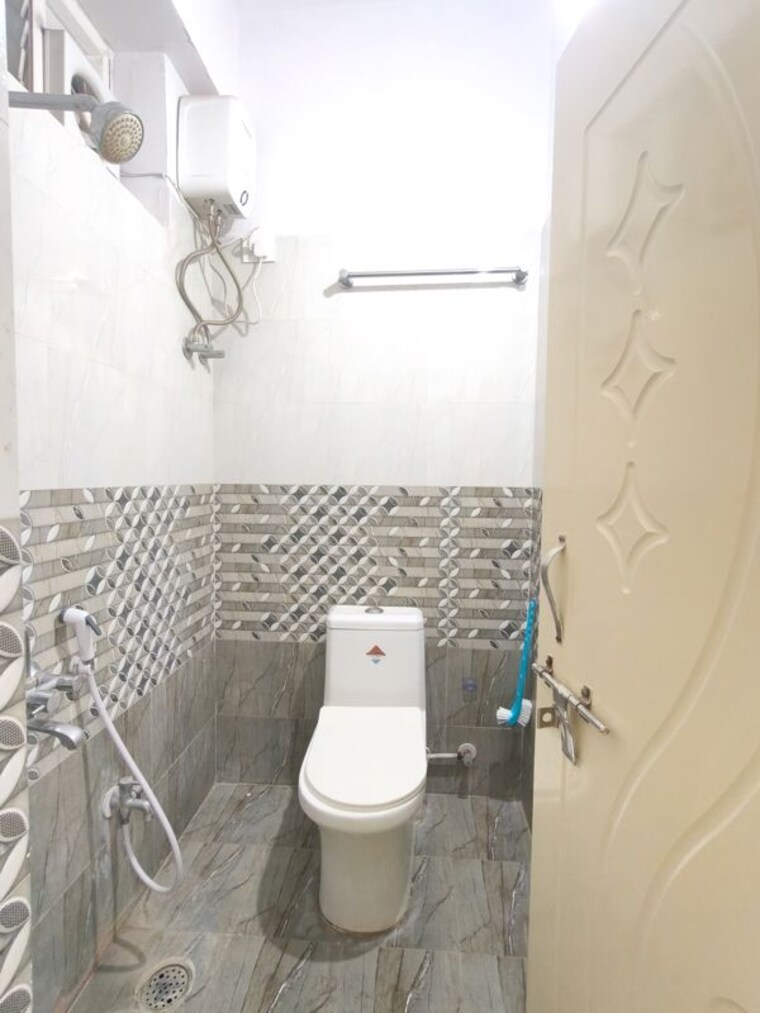 Bathroom, kiran-residency-kondapur 1 Bedroom 785 Sq.Ft. Apartment In Kondapur Hyderabad 10678768