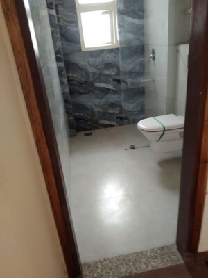 Bathroom in 3 BHK Apartment at Omaxe The Palace, Gomti Nagar – for Sale