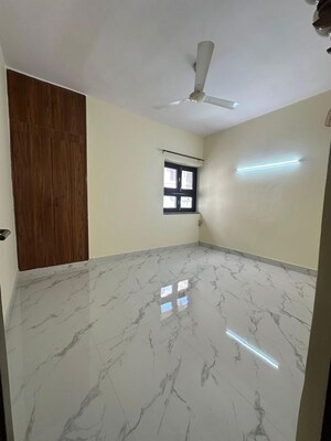 Room in 2 BHK Builder Floor at Greater Kailash I – for Rent