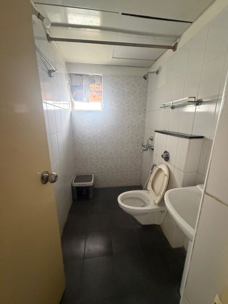 Bathroom, century-commanders-vista 3 Bedroom 1870 Sq.Ft. Apartment In Yelahanka Bangalore 10519619