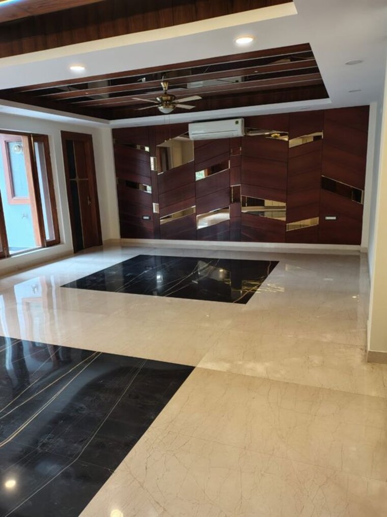 Kitchen, nirvana-courtyard 3 Bedroom 1900 Sq.Ft. Apartment In Sector 50 Gurgaon 10678850