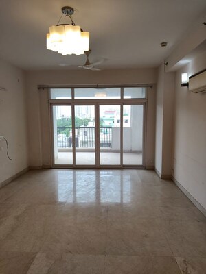 Room in 3.5 BHK Apartment at Parx Laureate, Sector 108 – for Rent