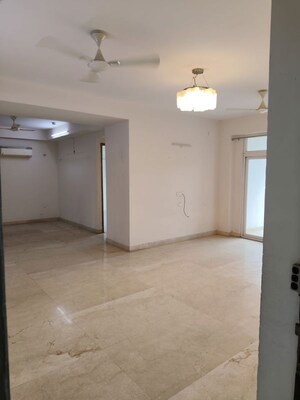 Room in 3.5 BHK Apartment at Parx Laureate, Sector 108 – for Rent