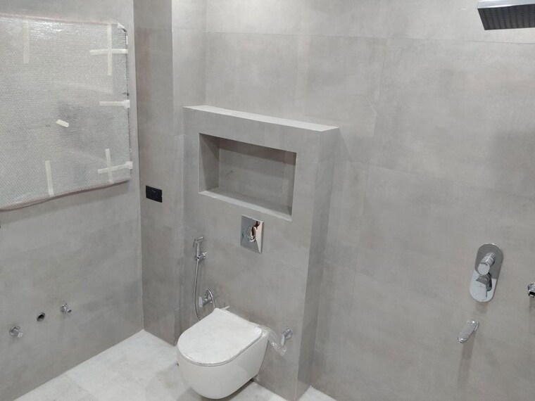 Bathroom, auram-floor 2 Bedroom 1400 Sq.Ft. Builder Floor In South City 2 Gurgaon 10678858