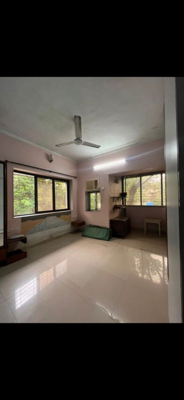 Room, hind-mansion-apartments 1 Bedroom 500 Sq.Ft. Apartment In Mahim West Mumbai 10678864