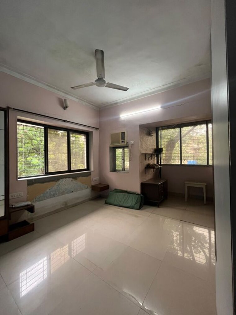 Room, hind-mansion-apartments 1 Bedroom 500 Sq.Ft. Apartment In Mahim West Mumbai 10678864