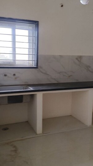 Room in 3 BHK Apartment at Golden Tulip Kondapur, Kondapur – for Sale