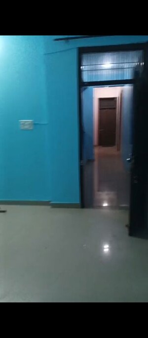 Room in 3 BHK Builder Floor at Platinum Apartments Vikas Nagar, Vikas Nagar – for Rent
