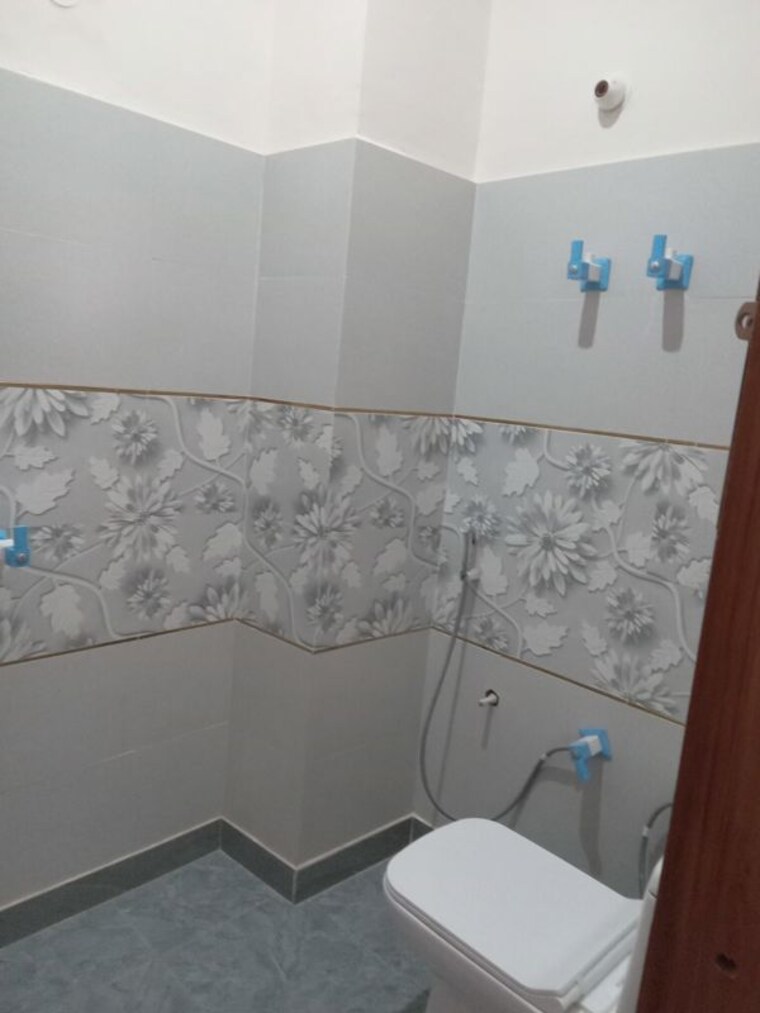 Washroom, sector 112 2.5 Bedroom 1200 Sq.Ft. Independent House In Sector 112 Noida 10678867