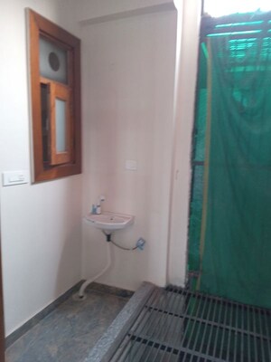 Washroom in 2.5 BHK Independent House at Sector 112 – for Rent