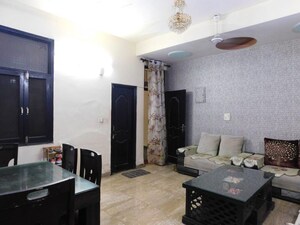 Living Room in 3 BHK Builder Floor at Sector 23 – for Rent
