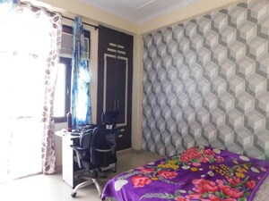 Bedroom in 3 BHK Builder Floor at Sector 23 – for Rent