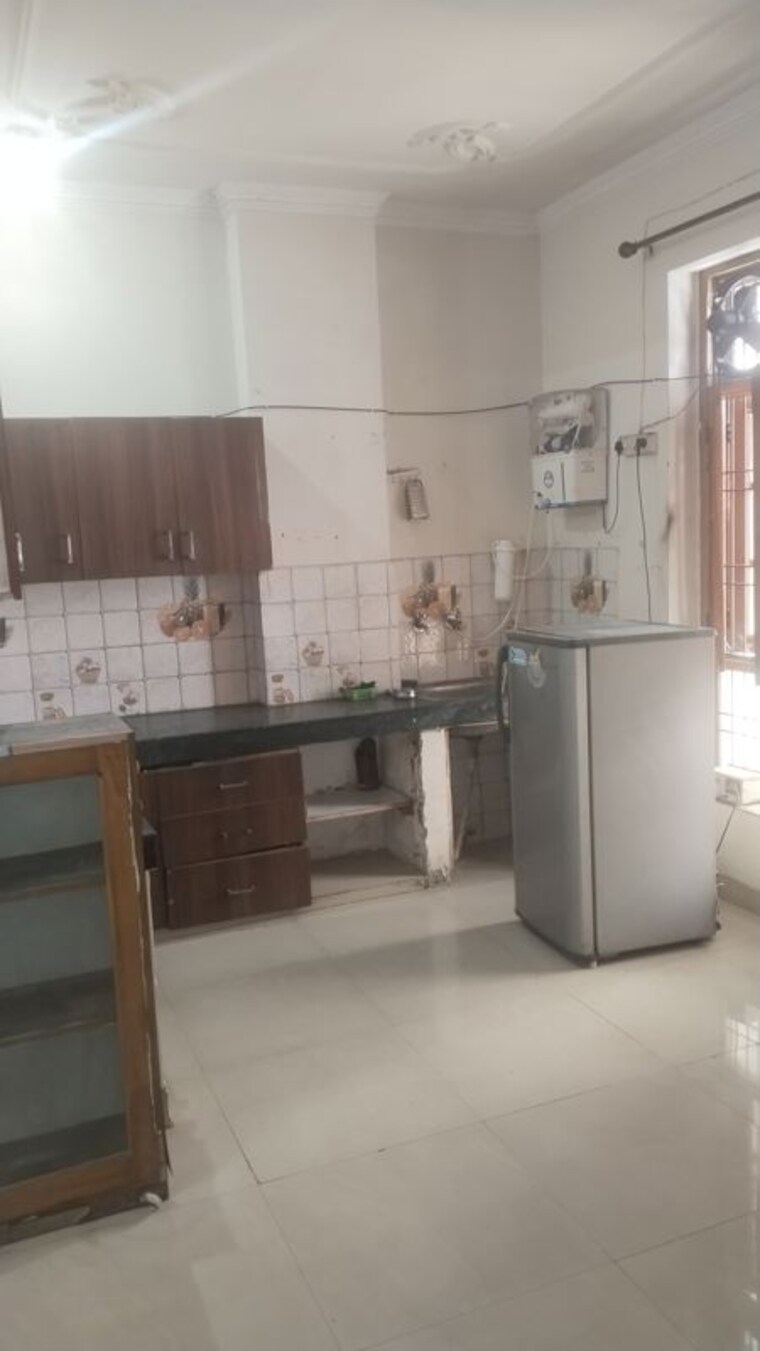 Kitchen, gomti nagar 2 Bedroom 1800 Sq.Ft. Builder Floor In Gomti Nagar Lucknow 10678902